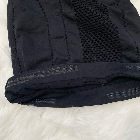 Athleta black diamond mesh trophy tank - Picture 8 of 8